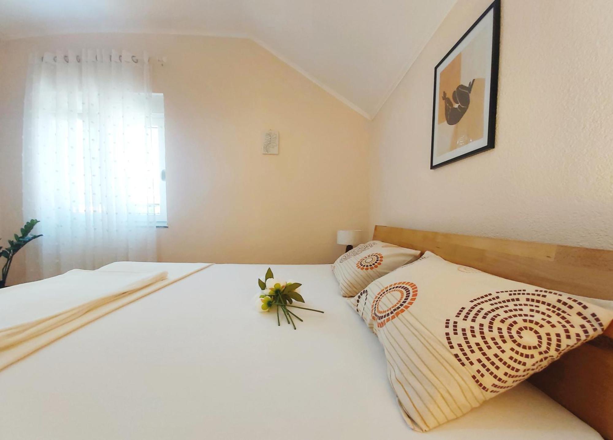 Zara Apartment With Terrace Near Old Town Mostar Exterior foto